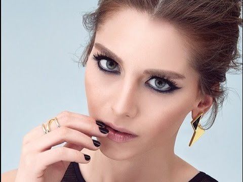 Турецкая актриса Эзги Асароглу/Ezgi Asaroglu Турецкая актриса Эзги Асароглу/Ezgi Asaroglu