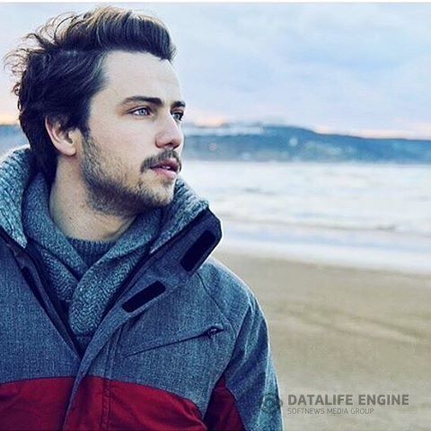 Турецкий актер Толга Сарыташ/Tolga Saritas Турецкий актер Толга Сарыташ/Tolga Saritas