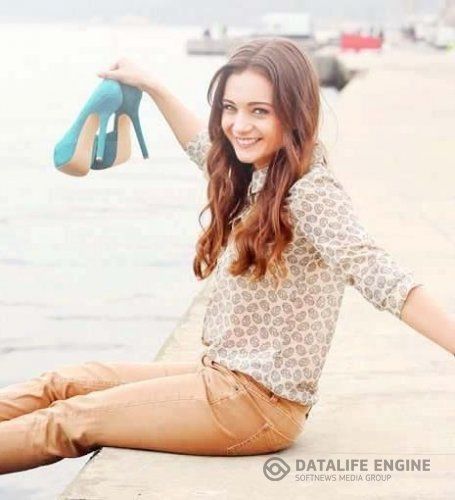 Турецкая актриса Дамла Сонмез/Damla S&#246;nmez